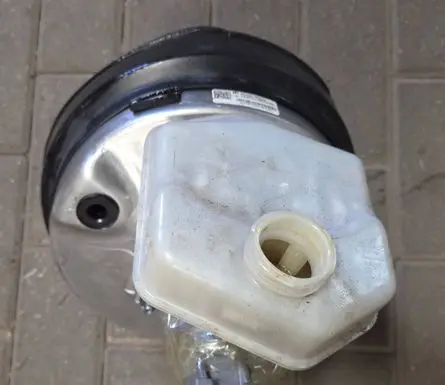 Jeep Grand Cherokee Brake booster P04581956AE 1878706