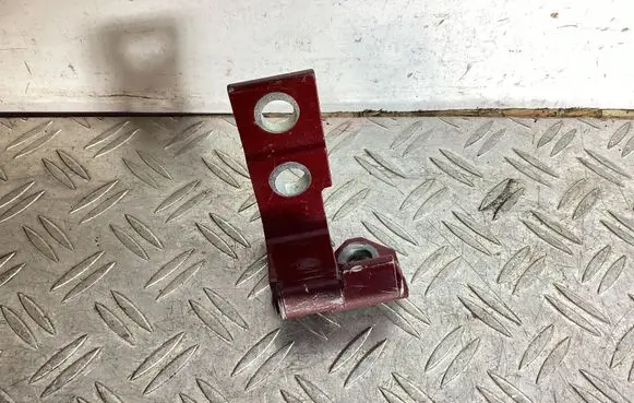 Lexus LS 460 - 600H Rear door lower hinge