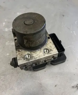 Renault Master III ABS Pump 476603593R