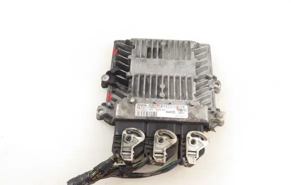 Ford Focus C-MAX Engine control unit/module 5WSS40166GT 4M5112A650ZD