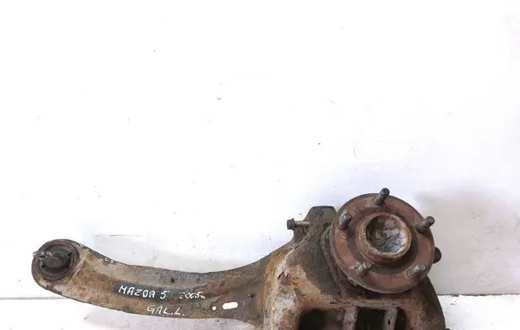 Mazda 5 Rear wheel hub 