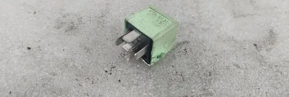 BMW 5 F10 F11 Other relay 61368373 700101