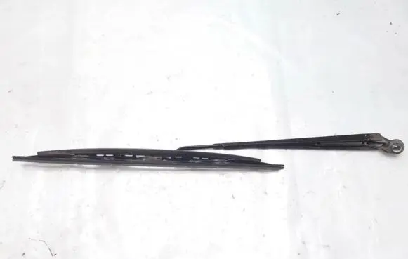Renault Scenic I Front wiper blade arm 7700843525