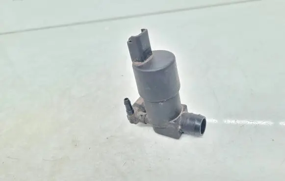 Peugeot 407 Windscreen/windshield washer pump