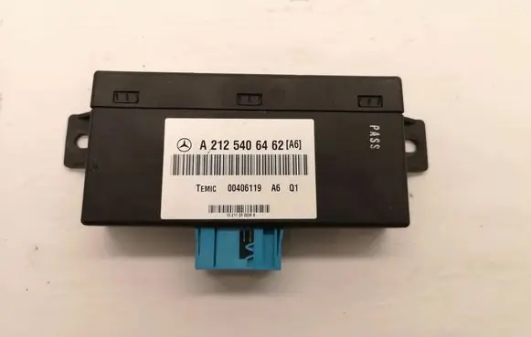 Mercedes-Benz E W212 Air suspension control unit module (rear) A2125406462