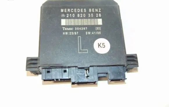 Mercedes-Benz E W210 Door control unit/module A2108203526 2108203526
