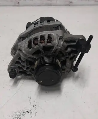 Hyundai i20 (PB PBT) Generator/alternator 373002B710 2617585