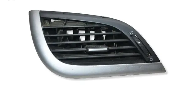 Peugeot 207 Dashboard side air vent grill/cover trim 9650088577