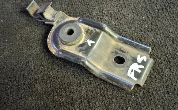 Radiator support slam panel bracket