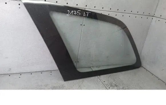 Mazda 626 Rear side window 