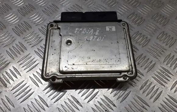 Skoda Fabia Mk2 (5J) Engine control unit/module 03G906013M
