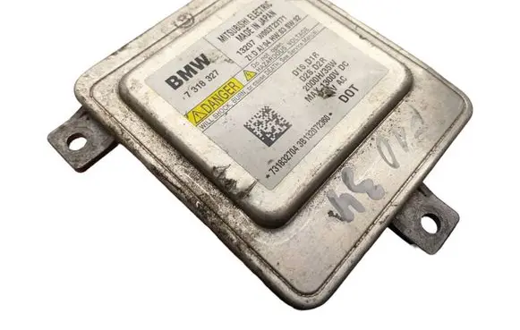 BMW 5 F10 F11 Headlight ballast module Xenon 7318327 W003T23171