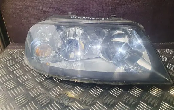 Seat Alhambra (Mk1) Headlight/headlamp 0301182212