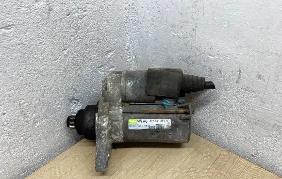 Volkswagen PASSAT B6 Starter motor 02Z911023G D6GS11 0809055192