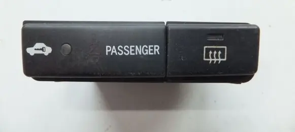 Toyota Avensis T250 Other switches/knobs/shifts 8479005110