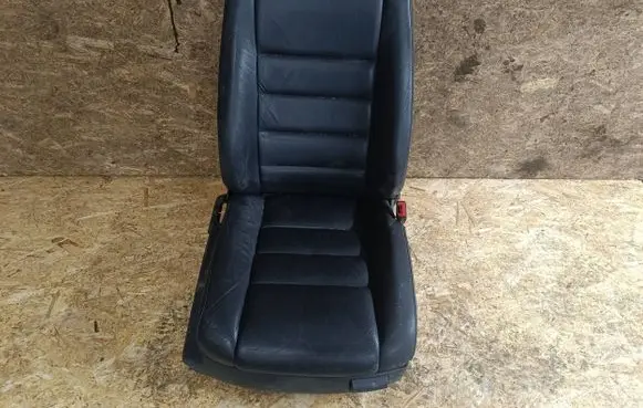 Volkswagen Touareg I Front passenger seat 