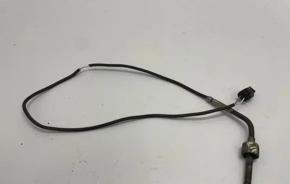 Mercedes-Benz E W212 Exhaust gas temperature sensor A0051534528