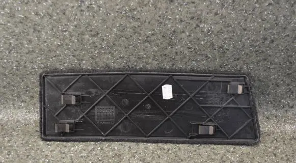 BMW 7 E65 E66 Centre console side trim front 8223313 5116-8223313