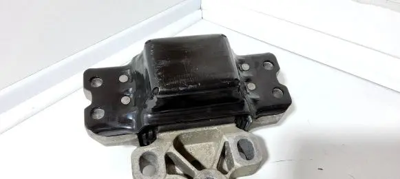 Audi A3 S3 8P Engine mount bracket 1K0199555