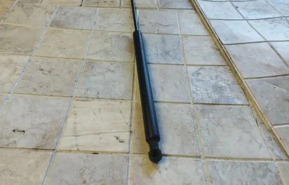 Peugeot 206 Tailgate/trunk strut/damper 9631441380 21023704