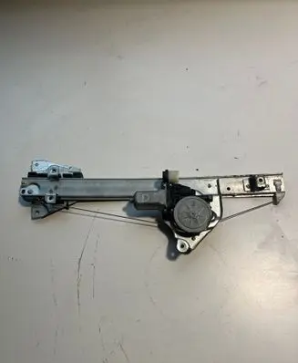 Mitsubishi Pajero Rear door window regulator with motor MR989947 0620402220