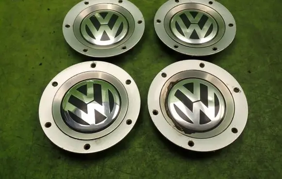 Volkswagen PASSAT B6 Original wheel cap 1T0601149