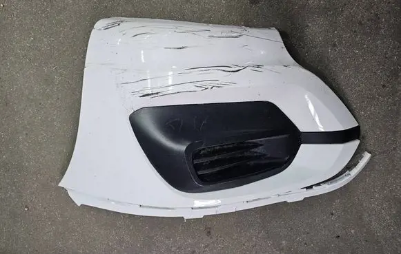 Toyota Proace Front bumper corner part panel trim 9818198777 2448618186
