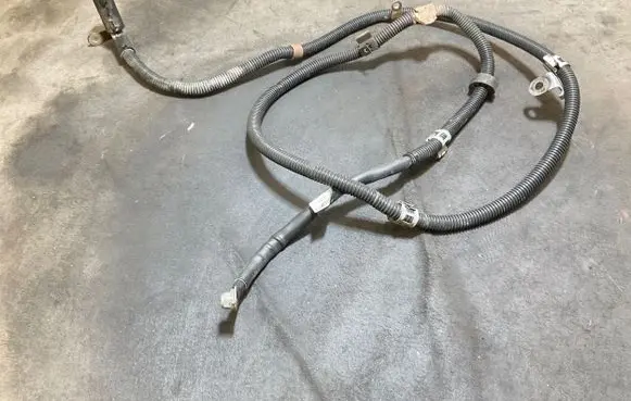 Mercedes-Benz CLS C218 X218 Negative earth cable (battery) A2124403852