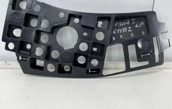 Peugeot 3008 I Front bumper mounting bracket 9685231980