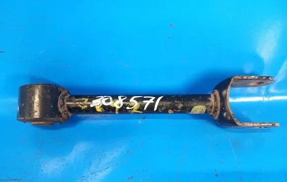 Lexus IS 220D-250-350 Rear control arm 4877030110