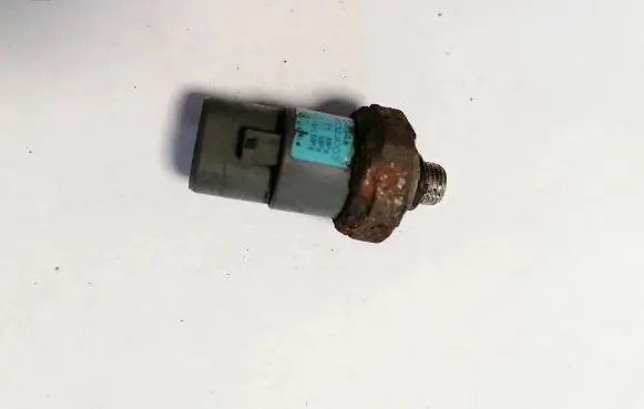 Volvo S40, V40 Air conditioning (A/C) pressure sensor SSA532J003