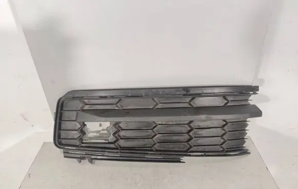 Skoda Kodiaq Front bumper lower grill 565807368