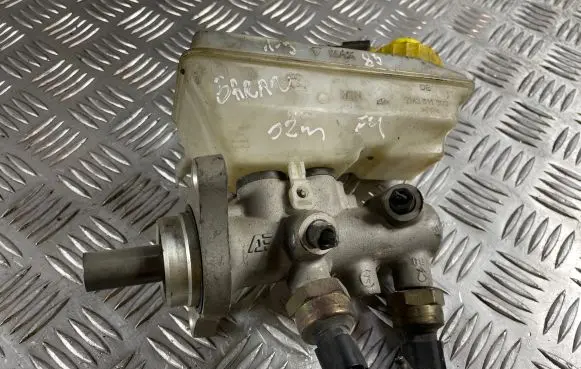Volkswagen Sharan Master brake cylinder 7m3611303