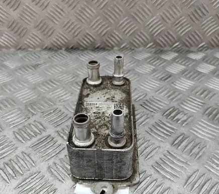 Engine oil radiator