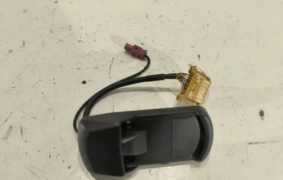 Volkswagen Phaeton Aerial antenna amplifier 3D0035707 230904