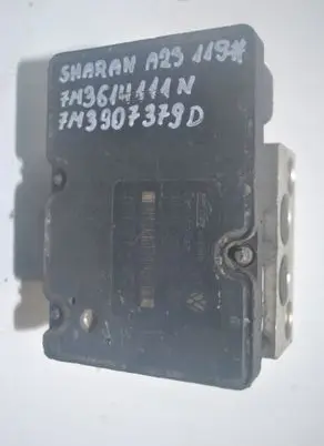 Volkswagen Sharan ABS Pump 7M3907379D