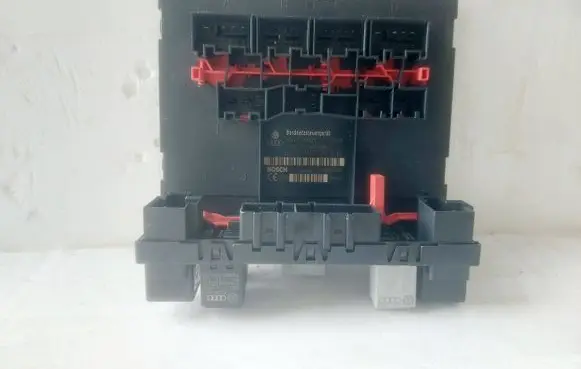 Audi A6 S6 C7 4G Comfort/convenience module 8P0907279F F005V00519 H36S1201