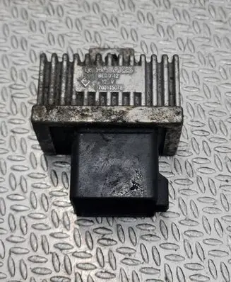 Renault Trafic II (X83) Glow plug pre-heat relay 7700115078 BED712
