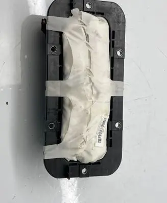Volvo S90, V90 Passenger airbag P031663065