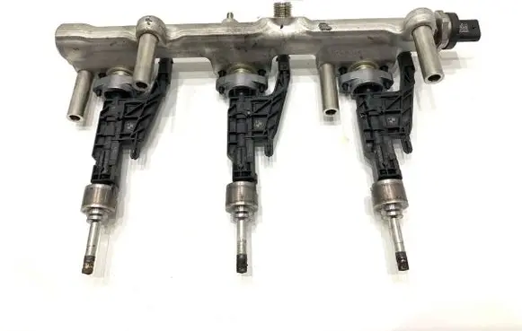 Mini Clubman F54 Fuel main line pipe 0261500437