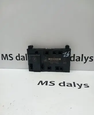 Mercedes-Benz CLK A209 C209 Door control unit/module A2098202026 2098202026