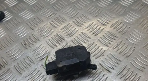 Opel Zafira B A/C air flow flap actuator/motor C89689013548 309370600