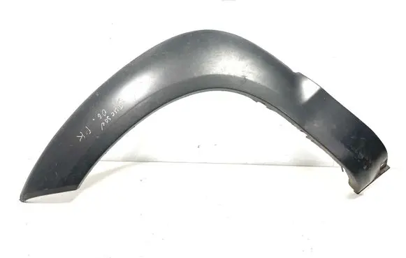 Hyundai Tucson JM Front arch trim 877112E000