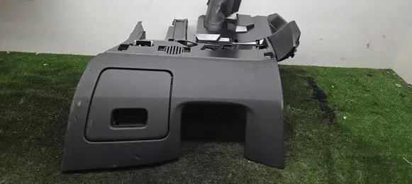 Audi SQ7 Front trunk storage compartment 4M8863075