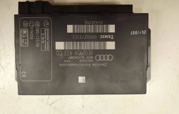 Audi A4 S4 B7 8E 8H Comfort/convenience module 8E0959433CQ H42S0036 00002731E3