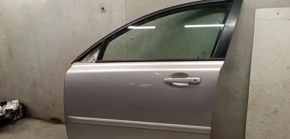 Volvo V50 Front door 