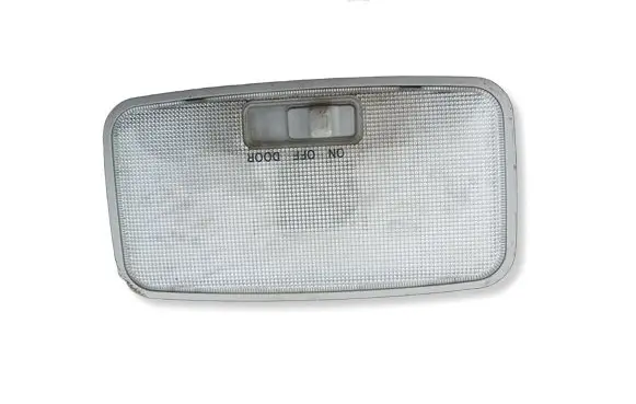 Toyota Yaris Rear seat light 0000