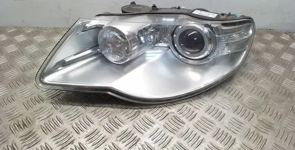 Volkswagen Touareg I Headlight/headlamp 7L6941031C