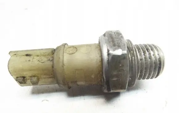 Renault Trafic II (X83) Oil pressure sensor 8200359627