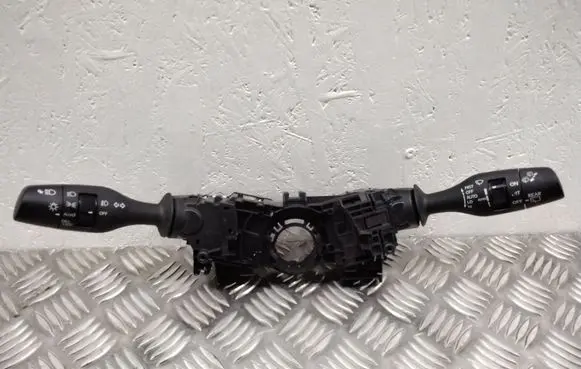 Lexus RX 450H Wiper turn signal indicator stalk/switch 17F923 17F925